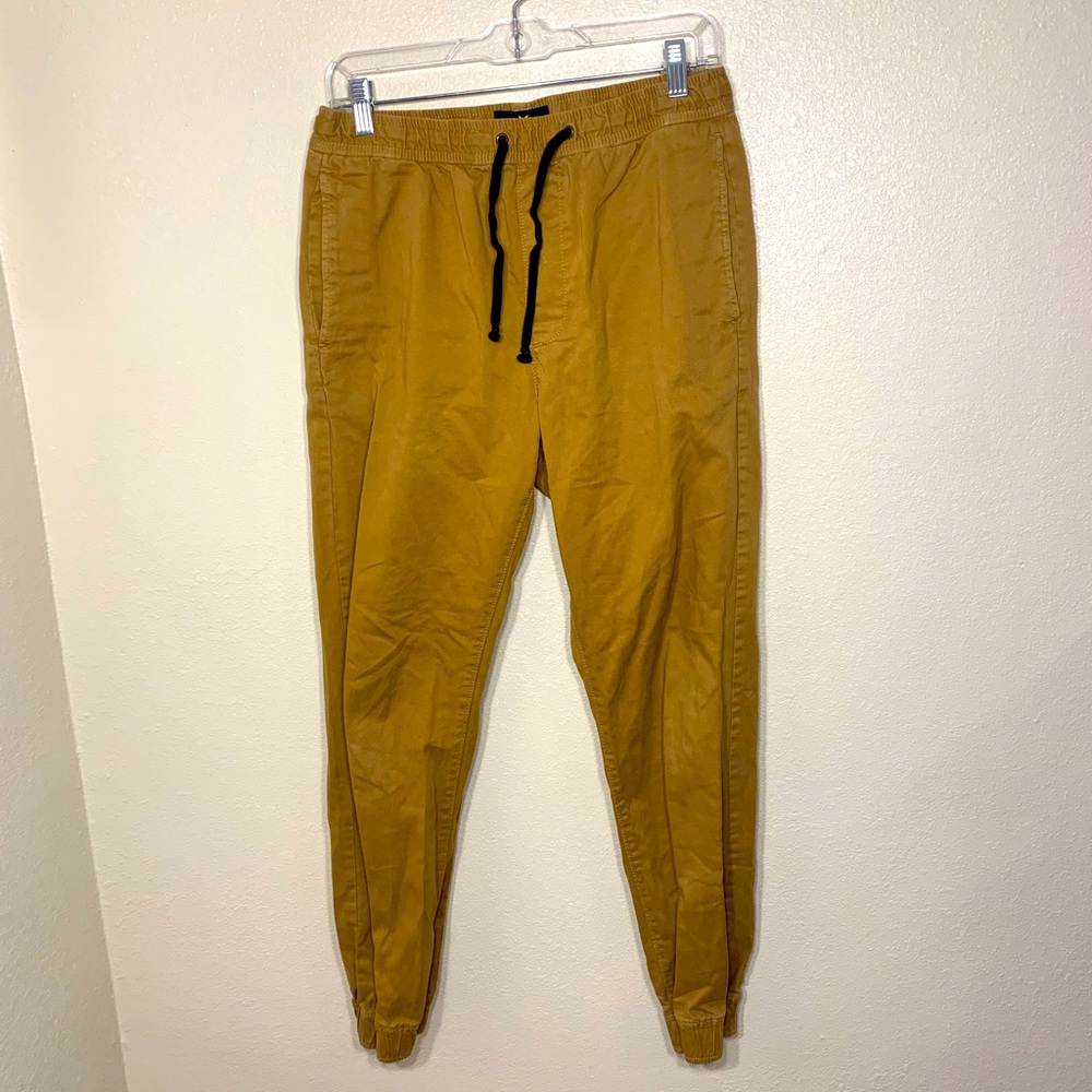 COPY - American Eagle outfitters khaki joggers